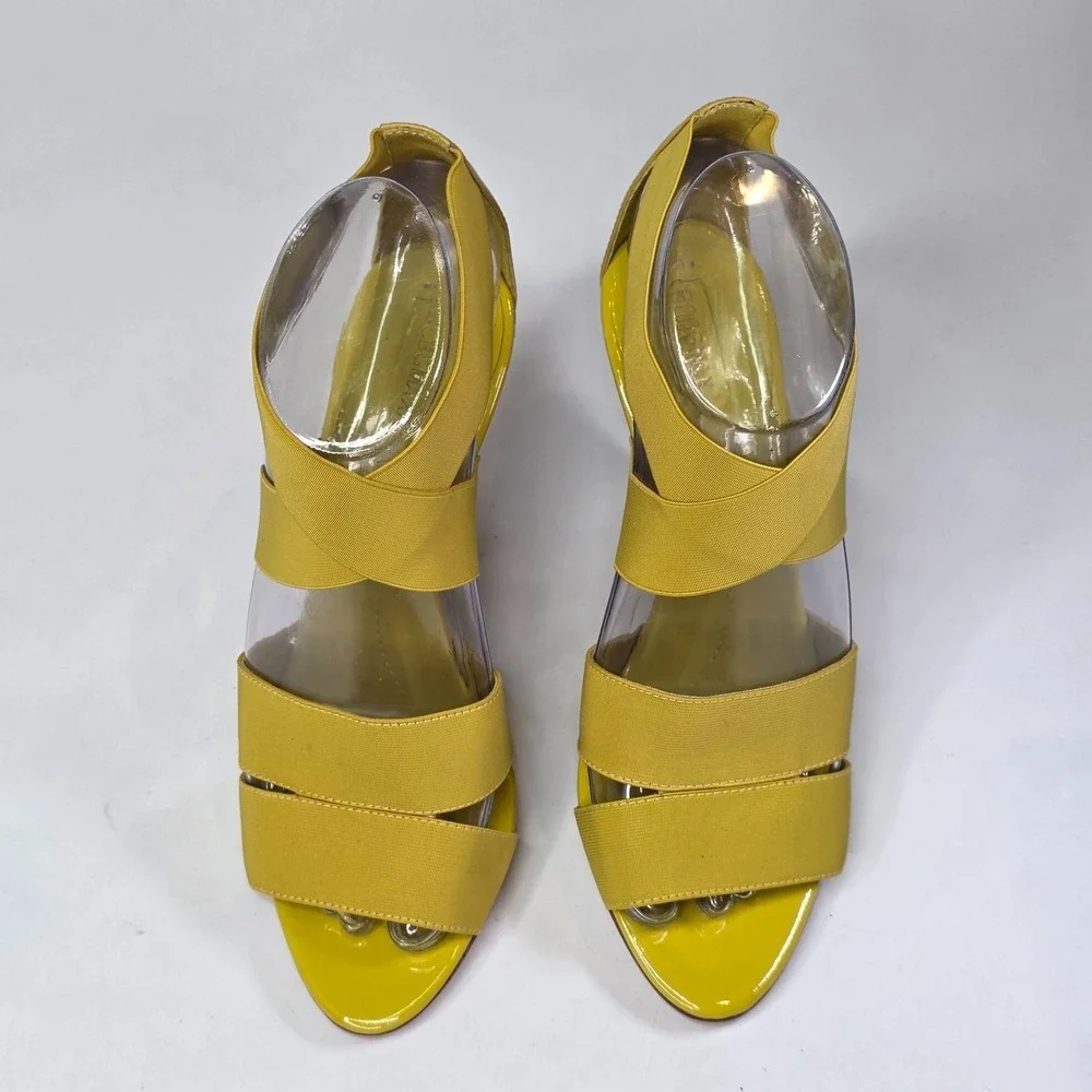 BCBGMAXAZRIA Women's Wedge Heel Size 6 B EU 36 Yellow Strappy Slip On Sandals
